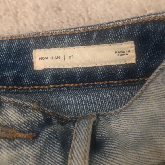 PacSun Light Wash Mom Jeans with Peekaboo Back - Picture 7 of 8